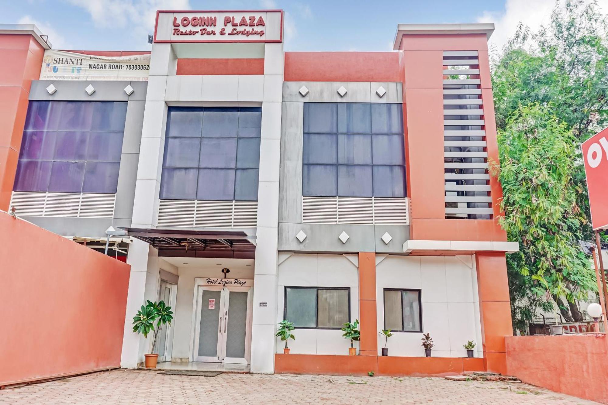 Hotel O Log Inn Plaza Near Eon It Park プネ エクステリア 写真